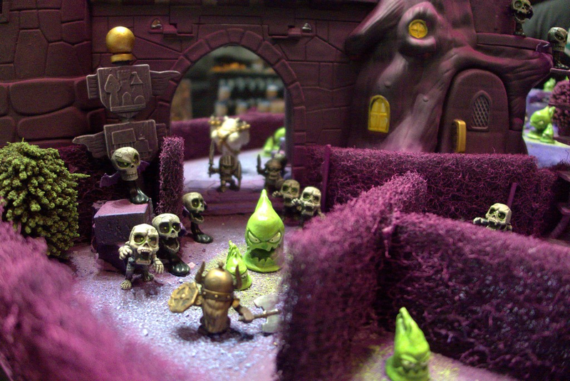 Illustration for article titled The Coolest Games, Art and Cosplay We Saw at Gen Con 2014